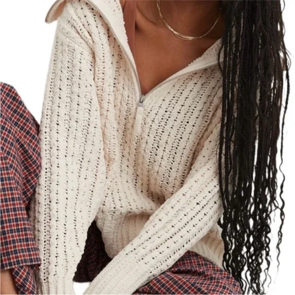 Aerie Cable Car Quarter Zip Oversized Chenille Sweater Cream Size M - Picture 4 of 14